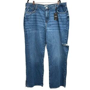 Forever 21 NWT Mid Rise Curvy Fit Straight Leg Jeans Size 18